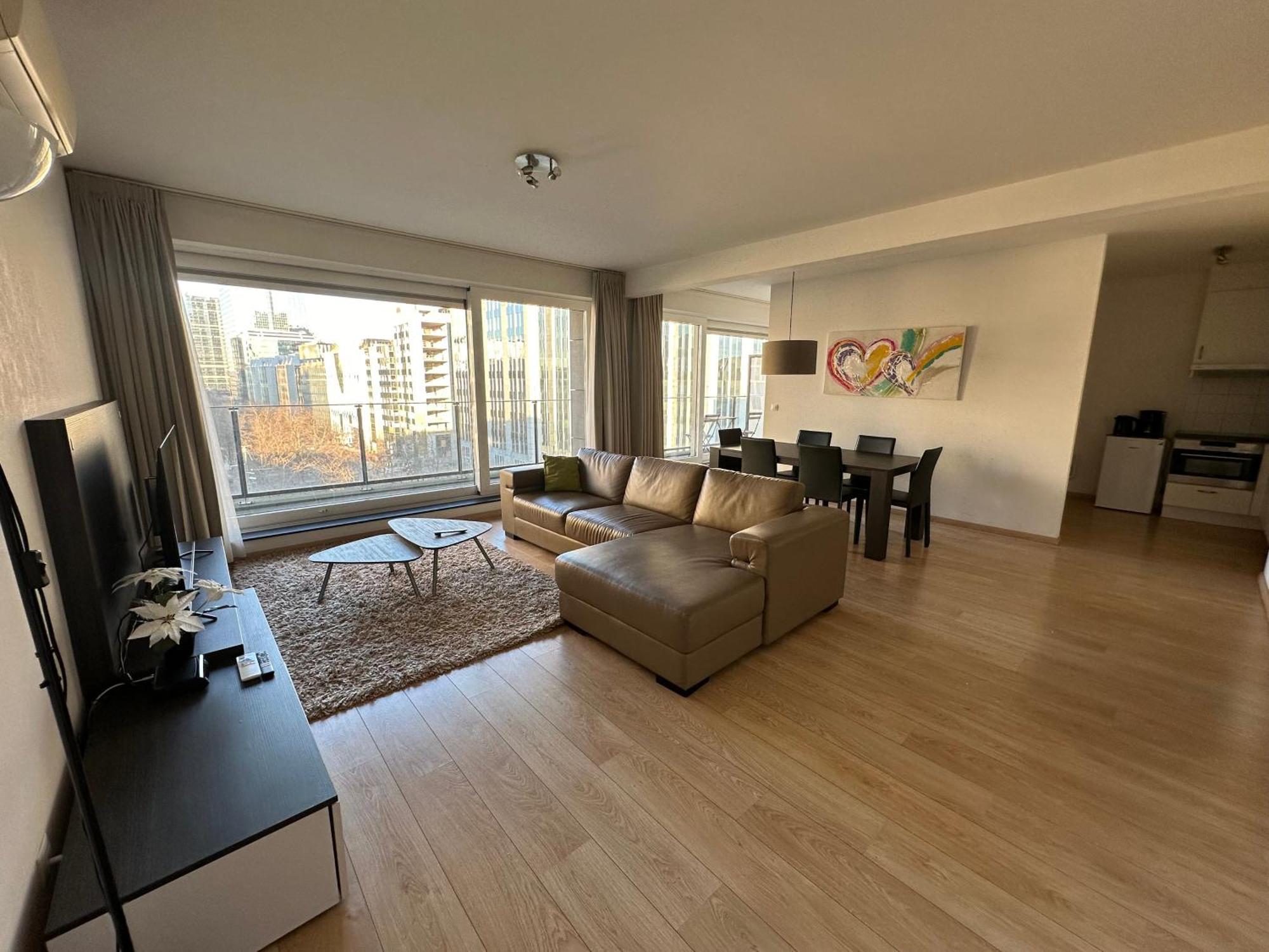 2 Bedroom Apartment In Center With Balcony Брюссель Экстерьер фото
