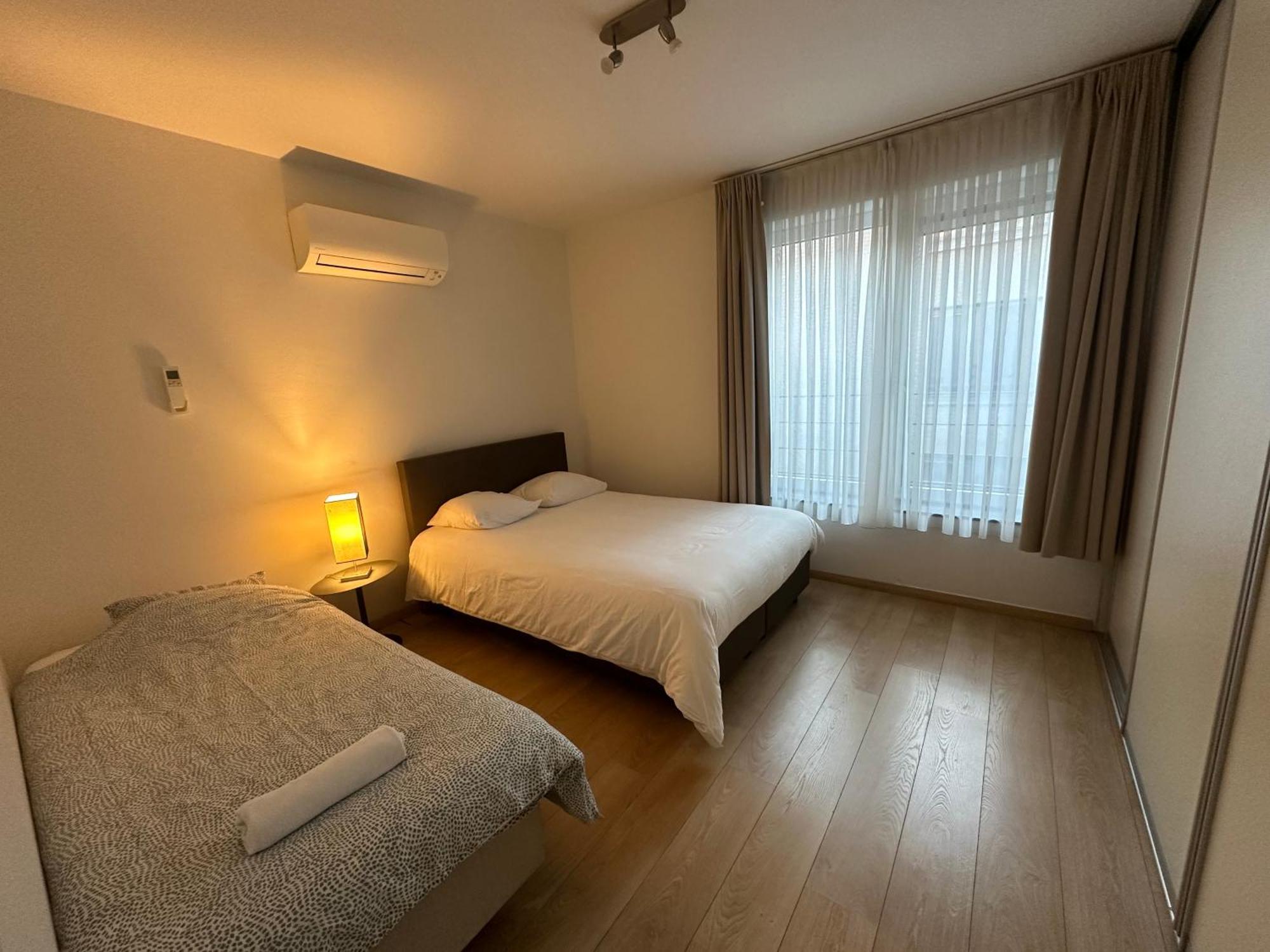 2 Bedroom Apartment In Center With Balcony Брюссель Экстерьер фото